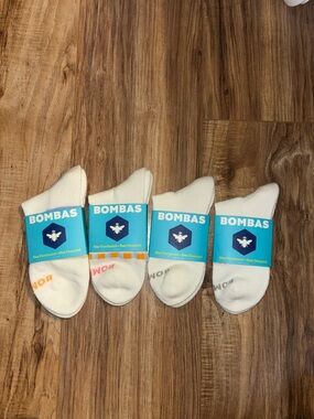 Bombas Women’s Quarter Socks 4-Pack Medium NWT